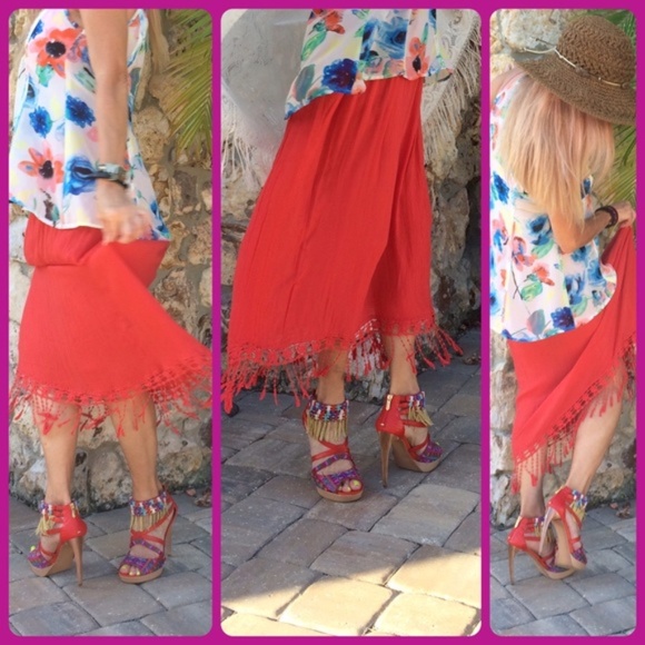 Boho Chic Fringed Skirt Chili Red - Picture 4 of 4